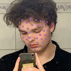 Escucha a Ari Noari, mira videos musicales, lee su biografía, consulta las fechas de las gira y más.