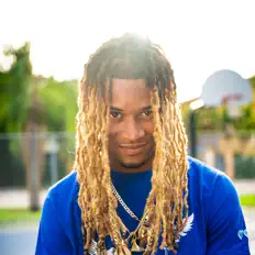 Ακούστε περιεχόμενο από Babyy Drizzy, παρακολουθήστε μουσικά βίντεο, διαβάστε το βιογραφικό, δείτε ημερομηνίες περιοδείας, και πολλά ακόμη!