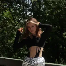 Ascolta Amaria, guarda video musicali, leggi la biografia, vedi le date del tour & altro!