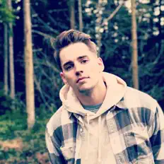 Ascolta Only By Night, guarda video musicali, leggi la biografia, vedi le date del tour & altro!