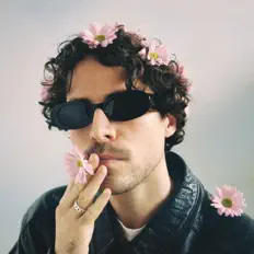 Arno Saari dinle, müzik videolarını izle, biyografisini oku, tur tarihlerini ve daha fazlasını gör!