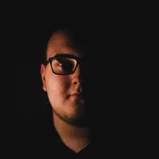 Dengarkan THEBOYWITHSPEC, tonton video musik, baca bio, lihat tanggal tur & lainnya!