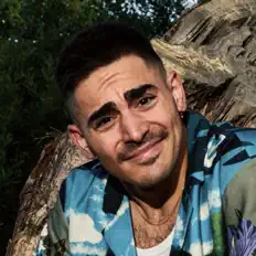 收听 cc markie、观看音乐视频、阅读小传、查看巡演日期等 ！