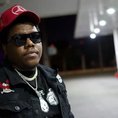 Listen to Ape Gang B, watch music videos, read bio, see tour dates & more!