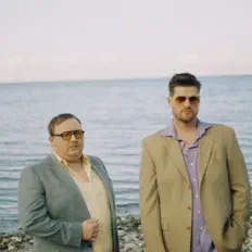 Ascolta Cada Un, guarda video musicali, leggi la biografia, vedi le date del tour & altro!