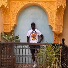 Listen to Wad Haj Yousif, watch music videos, read bio, see tour dates & more!
