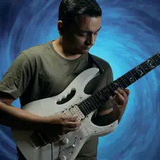 Dengarkan Alfred, tonton video musik, baca bio, lihat tanggal tur & lainnya!