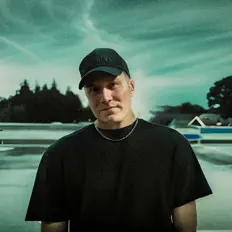 Listen to Sebastian Groth, watch music videos, read bio, see tour dates & more!