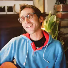 Listen to Lee Bob, watch music videos, read bio, see tour dates & more!
