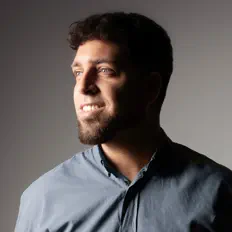 Listen to Piano Logos, watch music videos, read bio, see tour dates & more!