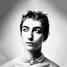 收听 Tycho Jones、观看音乐视频、阅读小传、查看巡演日期等 ！