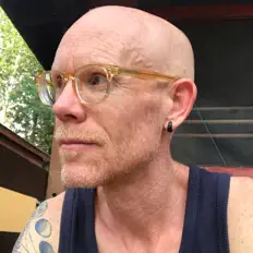 Ascolta Cabinlife, guarda video musicali, leggi la biografia, vedi le date del tour & altro!