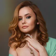 Listen to Юлия Кукина, watch music videos, read bio, see tour dates & more!