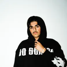 聆聽 Lil Sham、觀看音樂影片、閱讀小傳、查看巡演日期等！