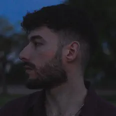 Tony Castellano सुनें, म्यूज़िक वीडियो देखें, बायो पढ़ें, दौरे की तारीखें और बहुत कुछ देखें!