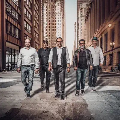 Listen to Solottobre, watch music videos, read bio, see tour dates & more!