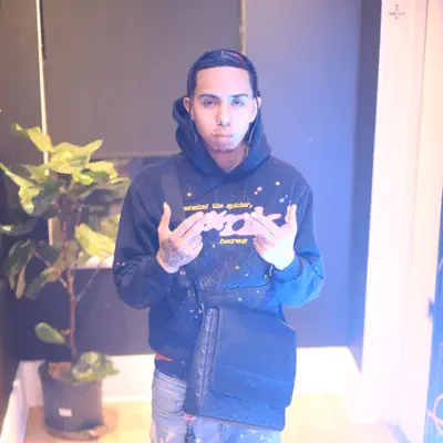 Listen to Sehloso, watch music videos, read bio, see tour dates & more!