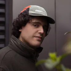 Ascolta Bernafunk, guarda video musicali, leggi la biografia, vedi le date del tour & altro!