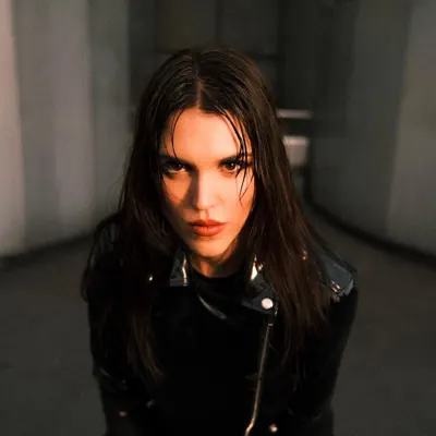 Listen to Elli Acula, watch music videos, read bio, see tour dates & more!