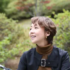 Écoutez Anna Saeki, regardez des vidéoclips, lisez la biographie, consultez les dates de tournée et plus encore !
