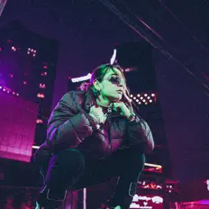 Listen to Zarri, watch music videos, read bio, see tour dates & more!