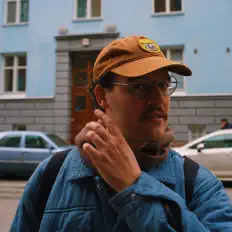 Ascolta HUMS, guarda video musicali, leggi la biografia, vedi le date del tour & altro!