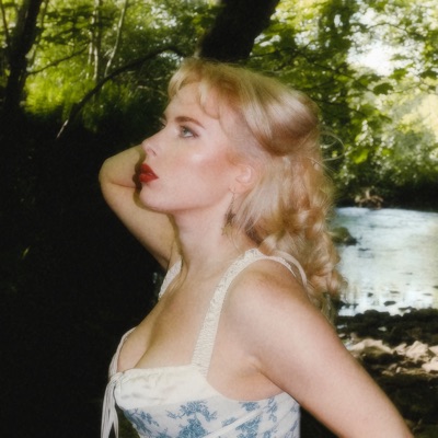 Listen to Holly Macve, watch music videos, read bio, see tour dates & more!