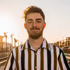 Posłuchaj wykonawcy FREMONT (US), obejrzyj teledyski, przeczytaj biografię, zobacz daty tras koncertowych i nie tylko!