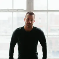 Luister naar Jon Rizzo, bekijk muziekvideo's, lees de bio, bekijk de tourdata, en meer!