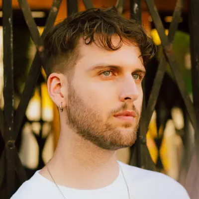 Listen to Charles Oliver, watch music videos, read bio, see tour dates & more!