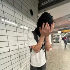 Écoutez Yung Palm, regardez des vidéoclips, lisez la biographie, consultez les dates de tournée et plus encore !