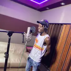 Dengarkan Snoozy, tonton video musik, baca bio, lihat tanggal tur & lainnya!