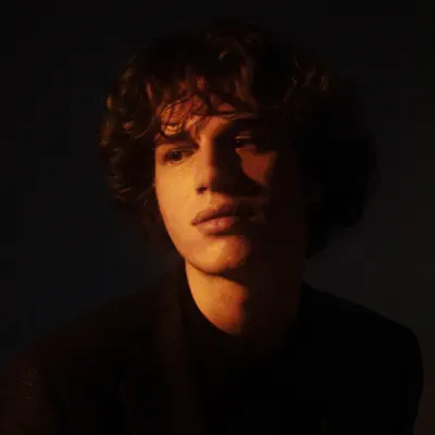 Listen to curlyboi, watch music videos, read bio, see tour dates & more!