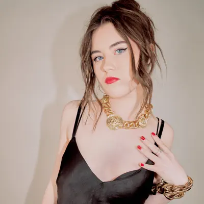 Listen to Laura Davidson, watch music videos, read bio, see tour dates & more!