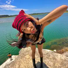 Escucha a Vez ☆ Fly, mira videos musicales, lee su biografía, consulta las fechas de las gira y más.