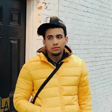 Christian Royceを聴いたり、ミュージックビデオを鑑賞したり、経歴やツアー日程などを確認したりしましょう！