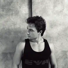 Luister naar Alessio Siciliano, bekijk muziekvideo's, lees de bio, bekijk de tourdata, en meer!