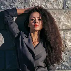 Dengarkan Marina Gerasimova, tonton video musik, baca bio, lihat tanggal tur & lainnya!