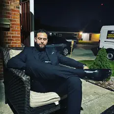 聆聽 ADeezy、觀看音樂影片、閱讀小傳、查看巡演日期等！