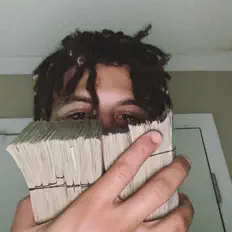 收听 ZAYFRMFOE、观看音乐视频、阅读小传、查看巡演日期等 ！