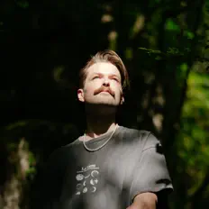 Listen to Mondingo, watch music videos, read bio, see tour dates & more!