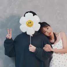 The Sheep dinle, müzik videolarını izle, biyografisini oku, tur tarihlerini ve daha fazlasını gör!