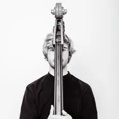 Escucha a Sean Hannon, mira videos musicales, lee su biografía, consulta las fechas de las gira y más.