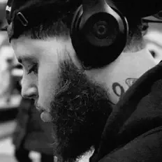 Posłuchaj wykonawcy LuxFlowz, obejrzyj teledyski, przeczytaj biografię, zobacz daty tras koncertowych i nie tylko!