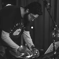 Hör dir Lil Parkar an, schau dir Musikvideos an, lies die Biografie, finde Tourdaten und mehr!