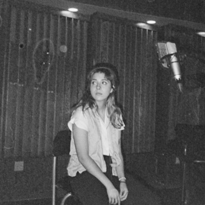 Listen to Nana Bersa, watch music videos, read bio, see tour dates & more!