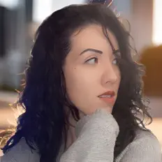Escucha a Michelle Chai, mira vídeos musicales, lee la biografía, consulta fechas de giras y mucho más.