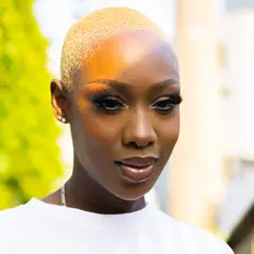 Poslechněte si interpreta Kimmy Yayo, sledujte hudební videa, přečtěte si životopis, podívejte se na data turné a další informace.