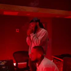 Ouça K-Mash, assista a videoclipes, leia a biografia, veja as datas das turnês e mais!