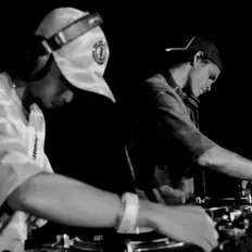 Escucha a Beat Mavericks, mira vídeos musicales, lee la biografía, consulta fechas de giras y mucho más.